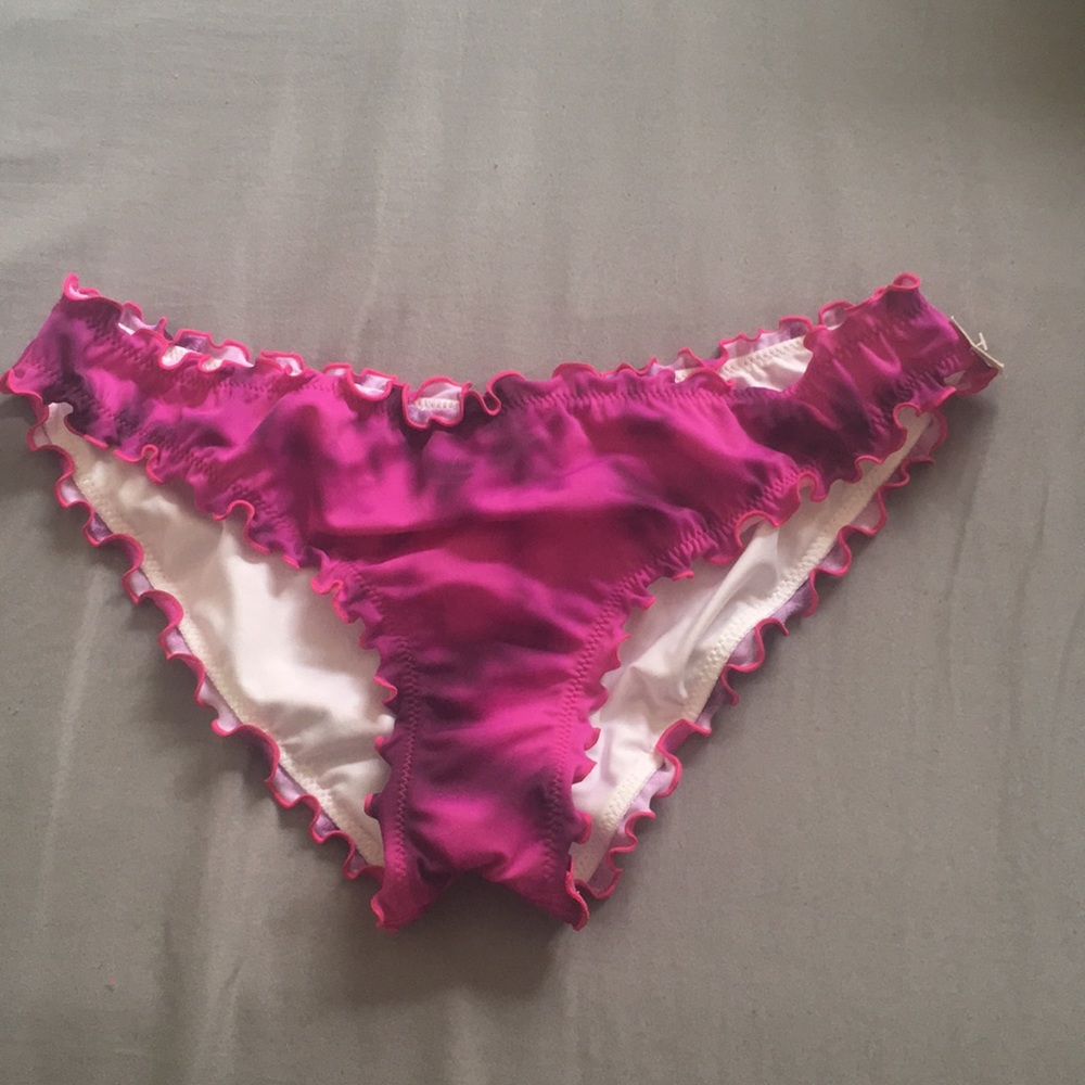 Lettuce cut Bathing suit bottoms